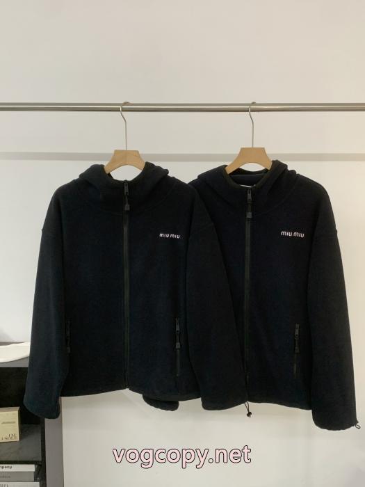Miu Miu2025新アルファベット刺繍ロゴツイードファスナーコート_0_2