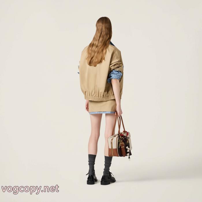 ジャケットMIUMIU好印象をゲット 風合いが出る 激レアモデルコピー ブランド 通販_0_3