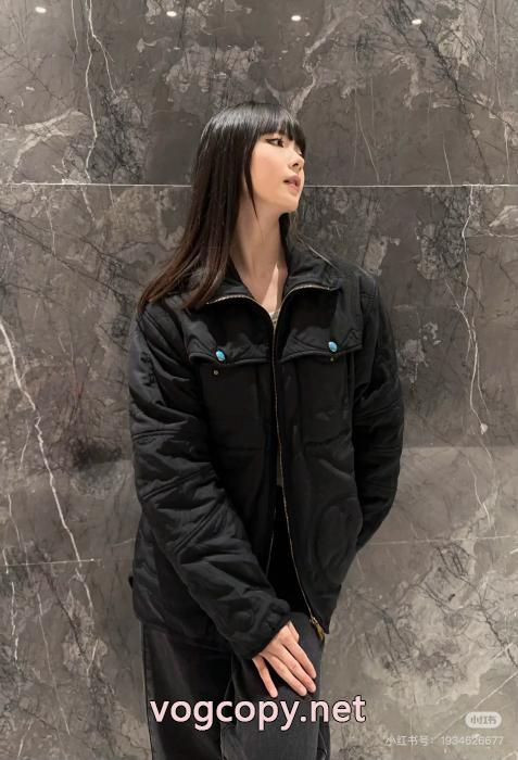 ブランド スーパー コピーお洒落自在   在庫数限定 数量限定☆2025SS綿入れの服コートルイ ヴィトン_0_2