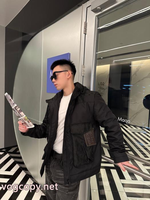 今年も人気！ お洒落が人気新品 限定数限り綿入れの服LOUIS VUITTON偽 ブランド サイト_0_1