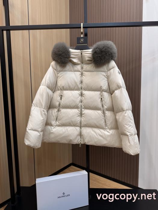 MONCLERブランド 偽物 激安数量限定 超激安アイテム 定番の魅力ダウンジャケット_0_3