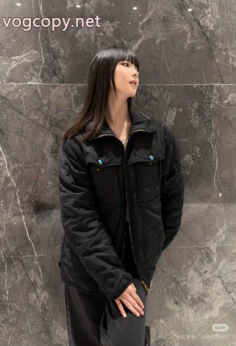 上品シックなお品 完売間近 世界中で爆発的人気綿入れの服LOUIS VUITTON激安 通販 ブランド_0_1