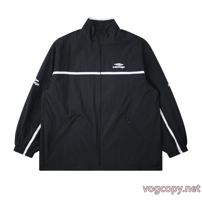 コピー ブランドBALENCIAGAコート今年流行 男女共用 日本未入荷_0_1