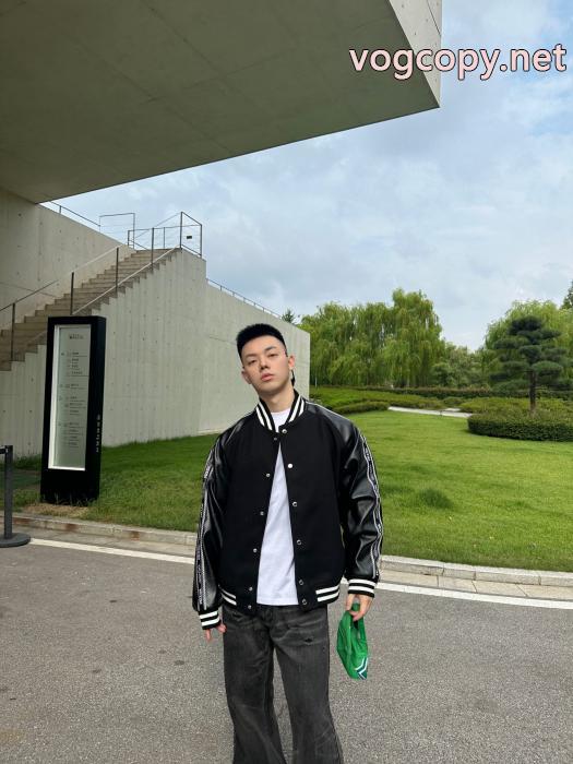 PRADAブランド 偽物 激安 通販素敵なスタイルで冬の定番 大胆なデザイン 冬季新作品ジャケット_0_0