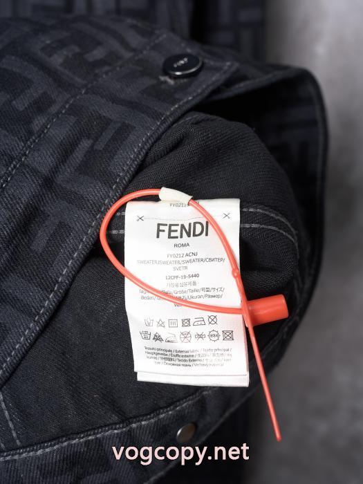 ブランド コピー 専門店希少価値大！ 新しいスタイル 高品質なコートFENDI_0_2