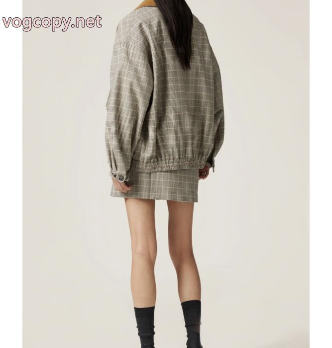 ジャケットMIUMIUブランド スーパー コピー 店舗コレは買い！最安値 印象になって 秋冬人気が爆発_0_3