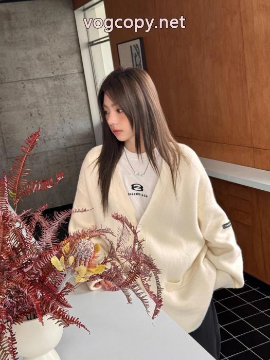 BALENCIAGAコート数量限定新作登場 ファション性の高い 万能着スーパー コピー 販売_0_2
