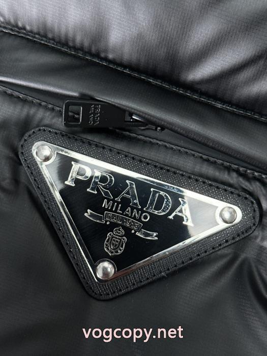 値下げ！ 期間限定大人気商品 最高に人気商品!PRADA 2025ブランドコピーダウンジャケット_0_2
