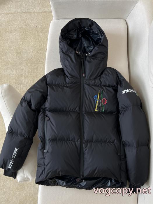 ダウンジャケット大人の色味 若々しい雰囲気 今年流スーパー コピー 販売MONCLER_0_0