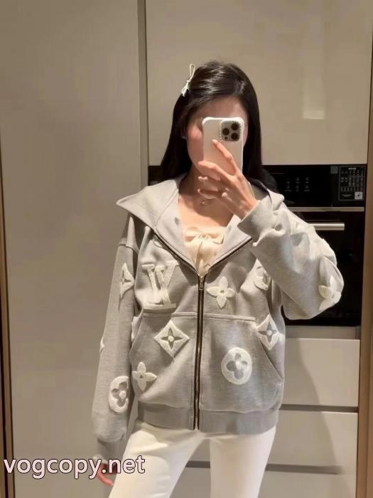 ブランド コピー 着払いオンライン販売 限定品も！ ストリートファッションコートLOUIS VUITTON_0_4