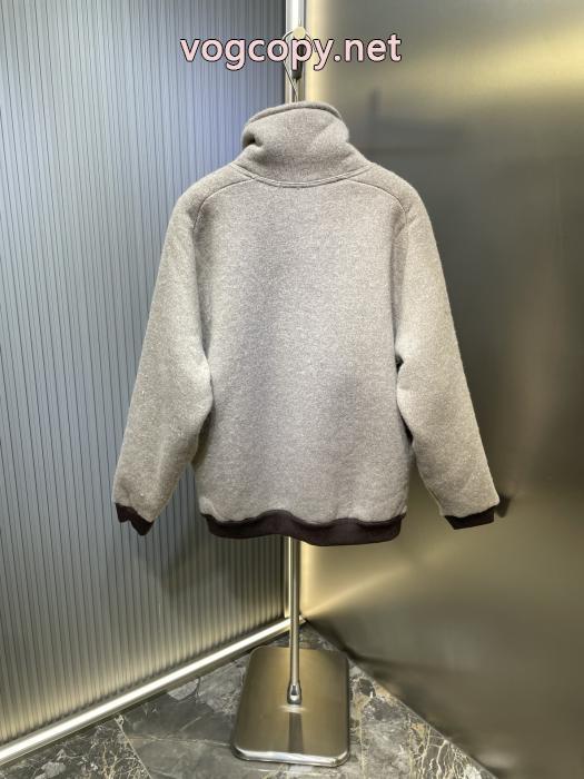 ブランド コピー 販売MIUMIU希少入荷 2025秋冬新作 相性抜群のコンビジャケット_0_1