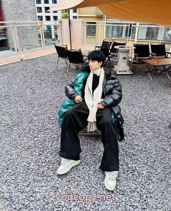 ダウンジャケットMONCLERコピー 品 ブランド大注目！ 高品質な 今流行_0_5