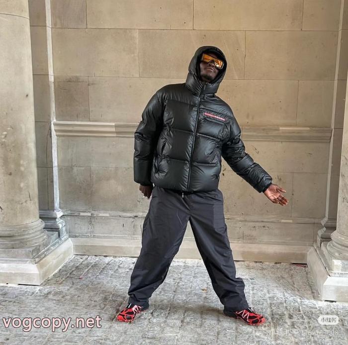 PRADA人気名品 海外先行発売！ 定番品質保証コピー ブランド 優良ダウンジャケット_0_6