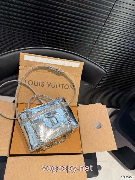 LOUIS VUITTON偽 ブランド 購入バッグファッション 新作で希少 高いセンス_0_4
