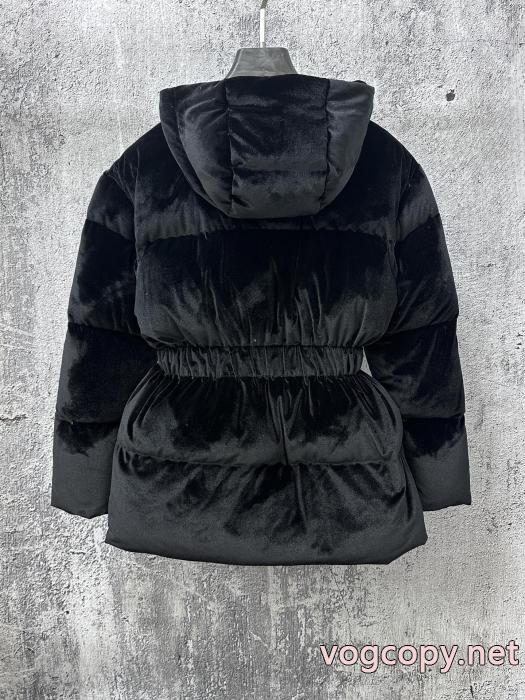 ダウンジャケット超人気新作登場 数量限定奇跡の入荷 お得なアイテムPRADAコピー 商品 通販_0_1