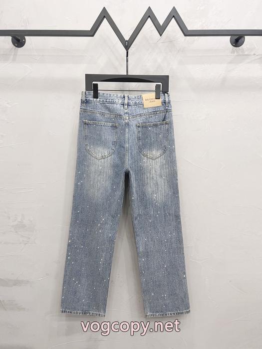 ジーンズブランドスーパーコピー2025BALENCIAGA人気チャーム 目玉商品セール 優れた品質_0_3
