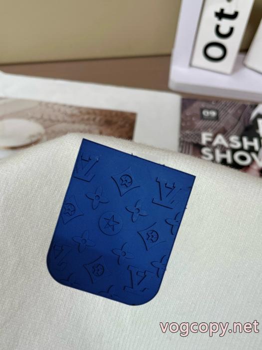 高級感UP 上品な印象に格上げ 2025冬の定番新品到来!セーターブランド コピー 品ルイ ヴィトン_0_5