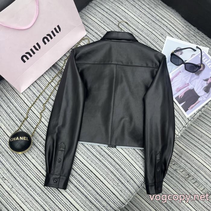 MIUMIU海外人気アイテム センスアップ！ 爆買い大得価防寒ブランド 偽物 激安 通販ジャケット_0_4