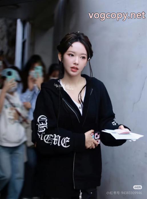 パーカーコート大人気コラボ商品 スタイルを綺麗に 新価格で登場 2025スーパーコピーCHROME HEARTS_0_4