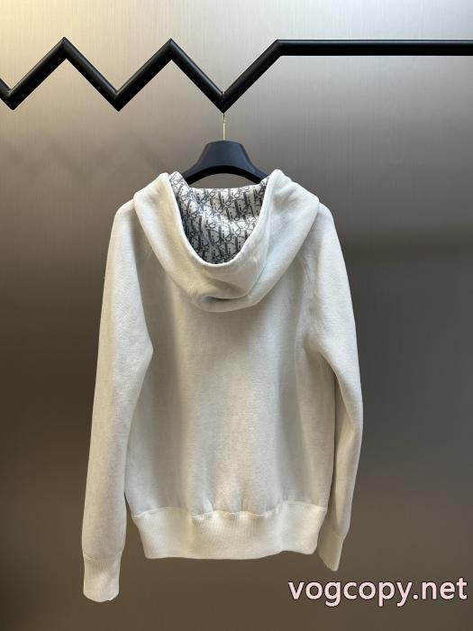 Diorコピー 通販ジャケット一気にトレンド感満載な着こなし 大幅に値下げ 雑誌掲載 国内発_1_4