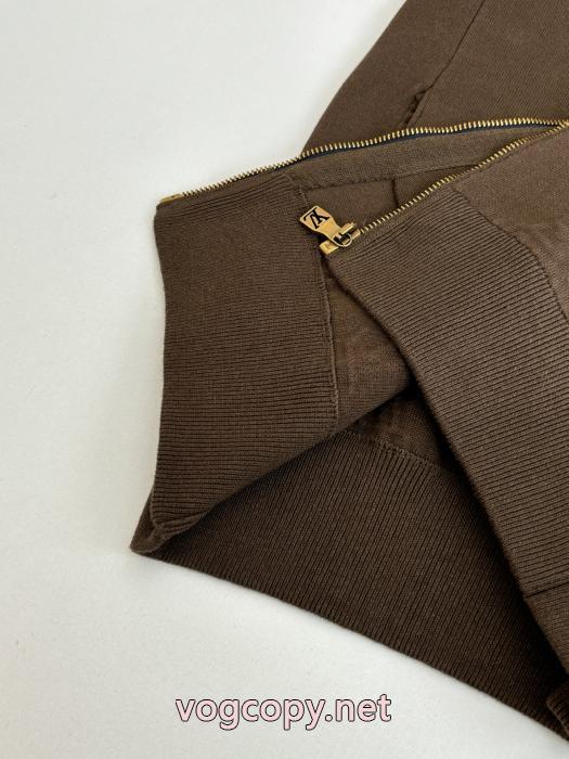 SALE多色 首胸ロゴ 超特価数量限定ブランド スニーカー 激安コートLOUIS VUITTON_1_2
