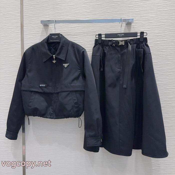 PRADAブランド コピー 専門店セット2025人気新作が登場 独特なデザイン 永遠の定番モデル_0_0