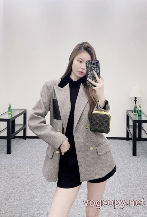 LOEWEコート2025年秋冬新作 最新大人気 期待に応えるように登場偽 ブランド サイト_0_4