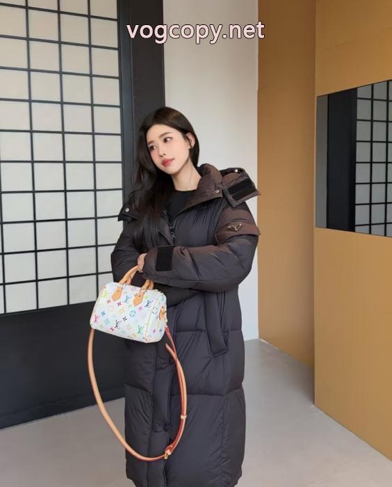 コピー 品 販売PRADA数量限定特価 爆発的人気 魅力的な価格ダウンジャケット_1_2