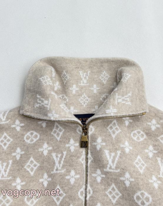 ブランド レプリカLOUIS VUITTON個性的  少数入荷 海外限定セーター_0_2