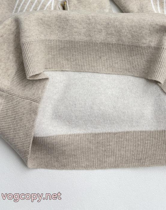 ブランド レプリカLOUIS VUITTON個性的  少数入荷 海外限定セーター_0_3