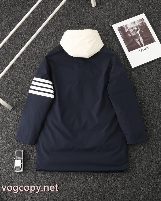 ダウンジャケット専門店 目玉商品  抜群の存在感ブランド コピー 品THOM BROWNE_0_2