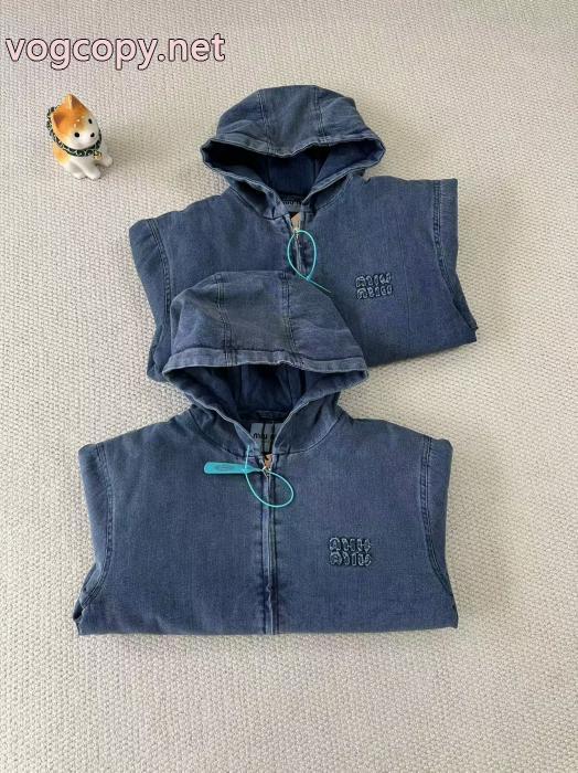 数量限定再入荷 素敵  新作人気MIUMIUブランド 激安綿入れのコート_0_1