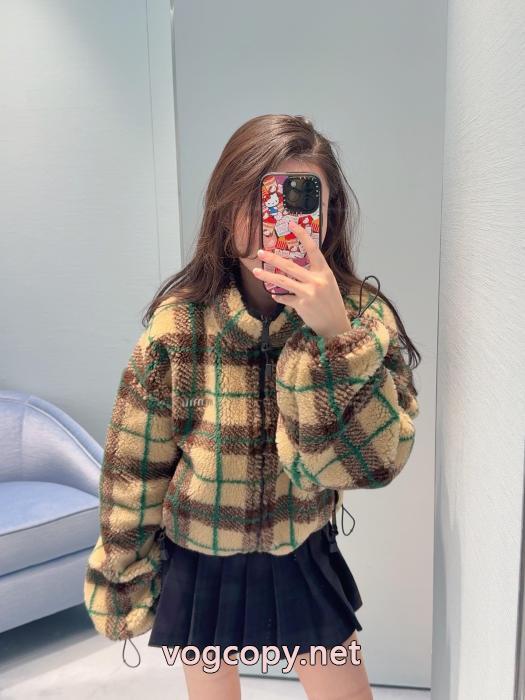 コートブランド 偽物 通販新色登場 絶対欲しい 2025年の秋冬に着たいMIUMIU_0_1
