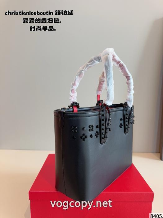 軽やかな印象 通気性が良い 2025新品入荷バッグChristian Louboutinコピー 品 ブランド_0_0