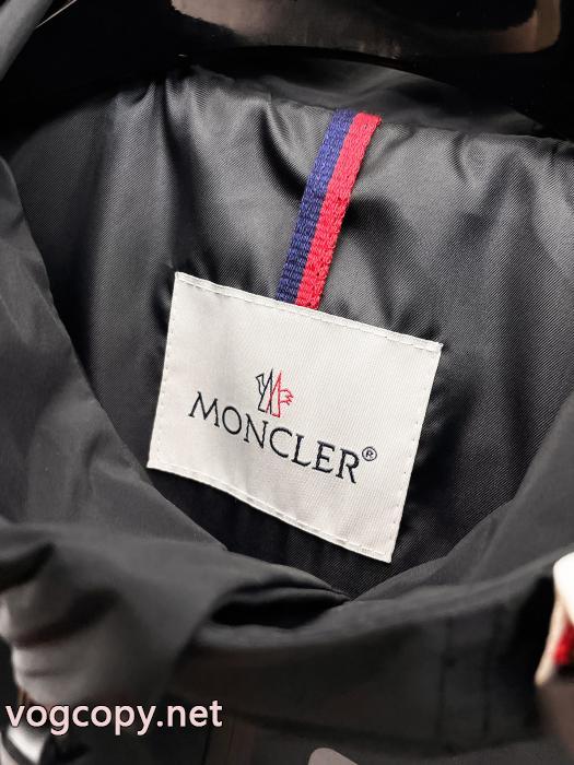 偽物 通販MONCLER即発送OK 数量限定送料無料 快適な履き心地が楽しめるジャケット_0_3