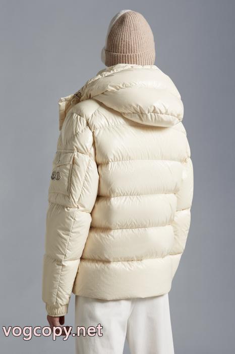 ダウンジャケット華やかさ満点 2025最新コラボ完売間近 綺麗なスーパー コピー 販売MONCLER_0_3