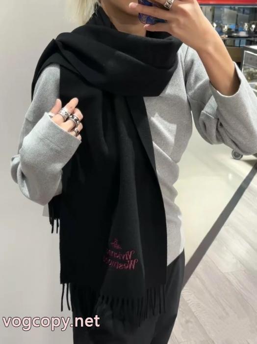 高級感のある 冬の涼しい人気新作 上質  VIVIENNE WESTWOODブランド コピー 販売店マフラー_0_3