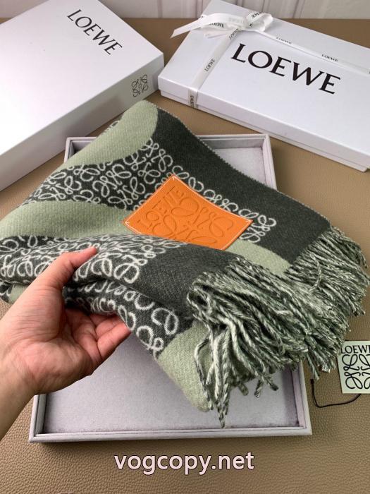新作追加！ 高級感あるスタイル セレブも多数愛用LOEWEマフラーブランド 激安_0_4