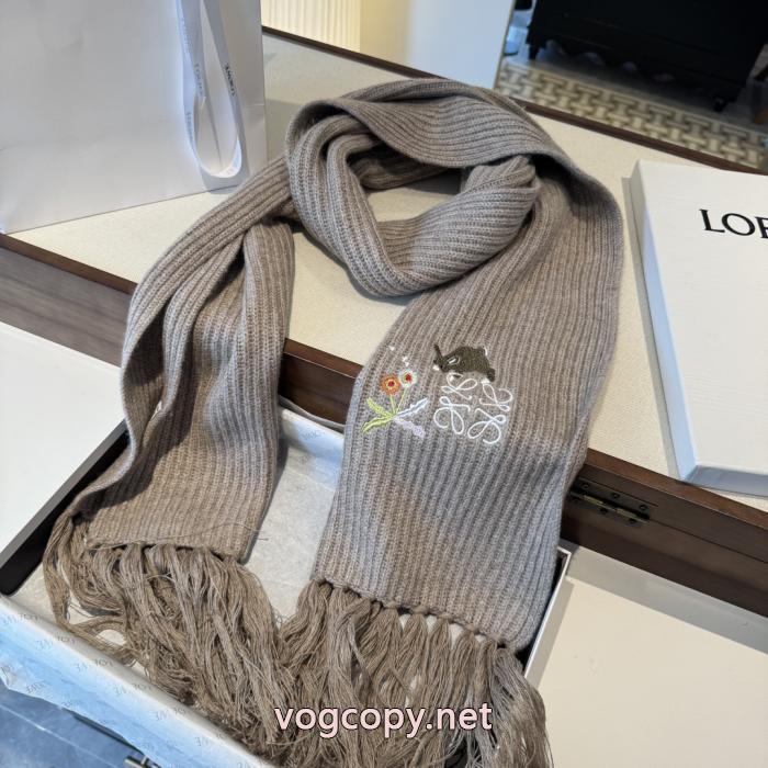 定番人気のモデル 潮流 即発送OKブランド コピー 販売マフラーLOEWE_0_5