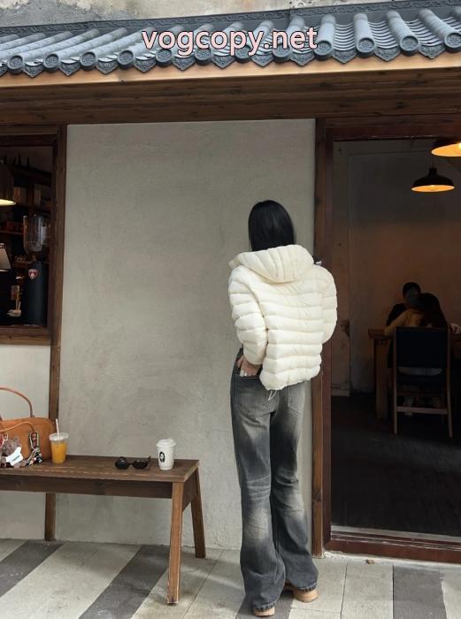ダウンジャケット偽物 ブランド ショップMIUMIU予約注文 高級感演出 大人気商品再入荷!_0_0
