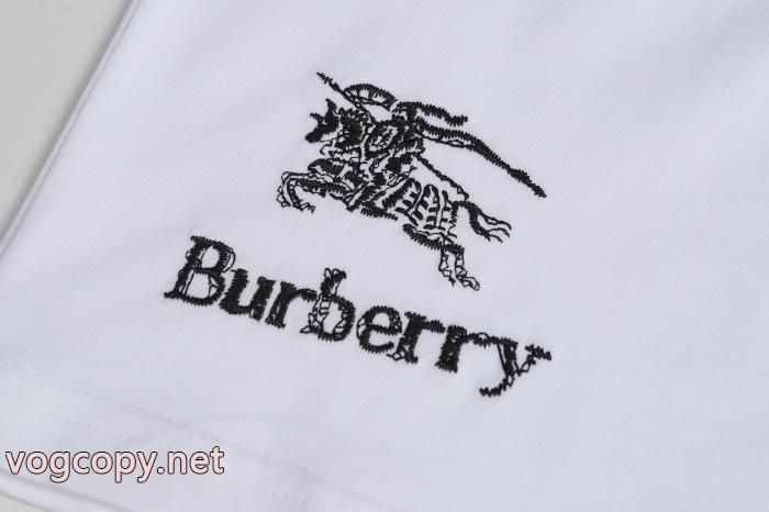 在庫処分SALE 最前線2025 最高の2025年にしようよTシャツBURBERRYブランド 通販店_0_3