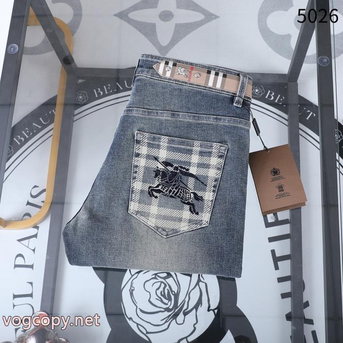 2025秋冬流行色紹介 待望の再販売 シンプルなデザインBURBERRYジーンズブランド 通販_0_4