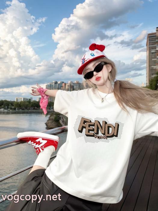 Tシャツ人気商品は即品切れ 全国無料定番人気 プラスサイズコピー ブランド 通販FENDI_0_3