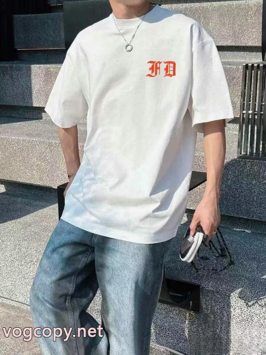 Tシャツ大好評 人気激売れ新作 この冬は注目新作FENDIコピー ブランド_1_5