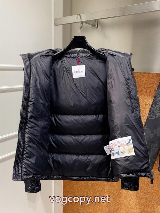 高感度アイテム 超カッコイイ 個性派 激安 通販 ブランドMONCLERダウンジャケット_0_1