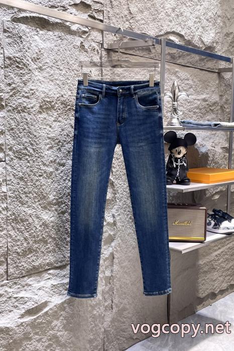 実用的な一品 クラシカル 数量限定爆買いブランド 偽物 激安ジーンズVERSACE_1_0