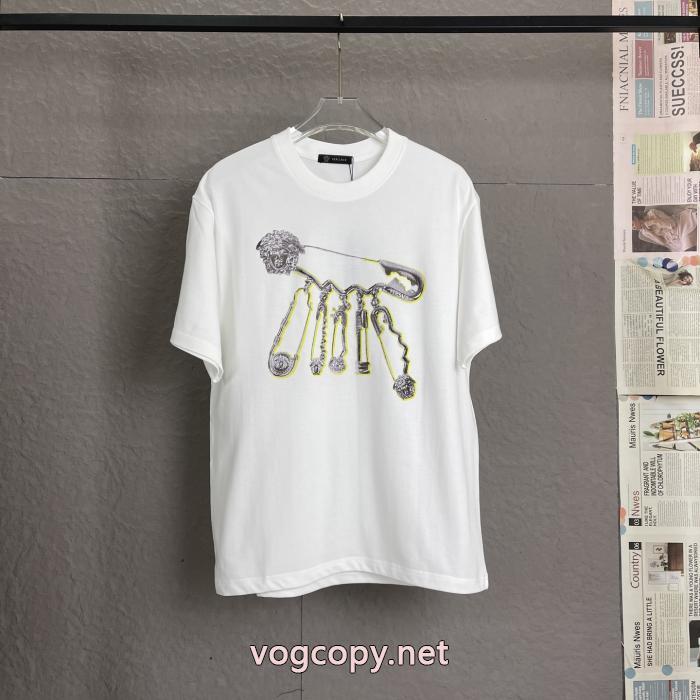 2026新品 キレイ価格セール 期間限定セールTシャツコピー ブランド 販売VERSACE_0_2