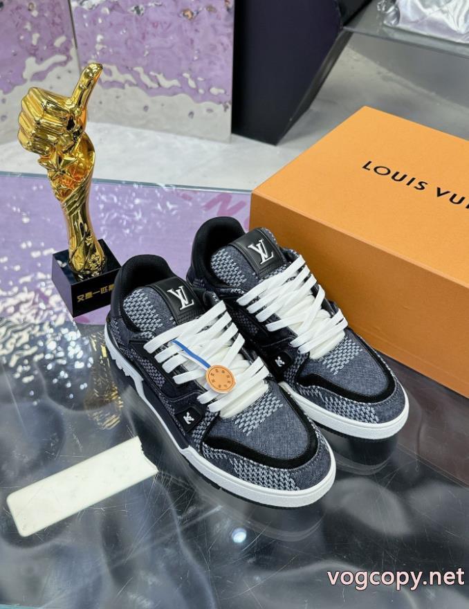 偽 ブランド 購入LOUIS VUITTON今季は色を使った注目新品 楽天市場 尊い逸品运动鞋._0_4