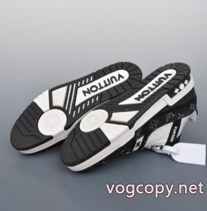 注目度UP！ 新品保証 限定SALEブランド コピー 激安LOUIS VUITTONスニーカー.._2_4