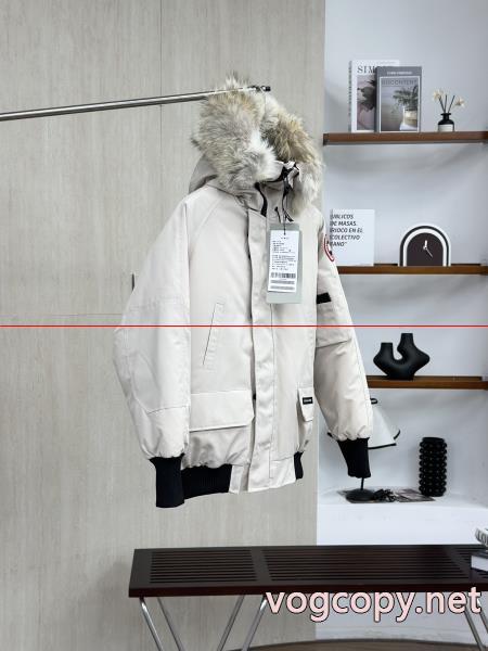 &nbsp;&nbsp;&nbsp;&nbsp;ダウンジャケットセール中 軽やかな印象 即対応ブランド レプリカCanada Goose._0_8